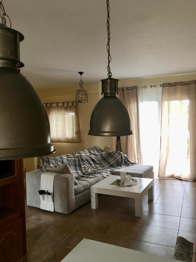 منزل الضيف أفيتوس  في Modern House المظهر الخارجي الصورة