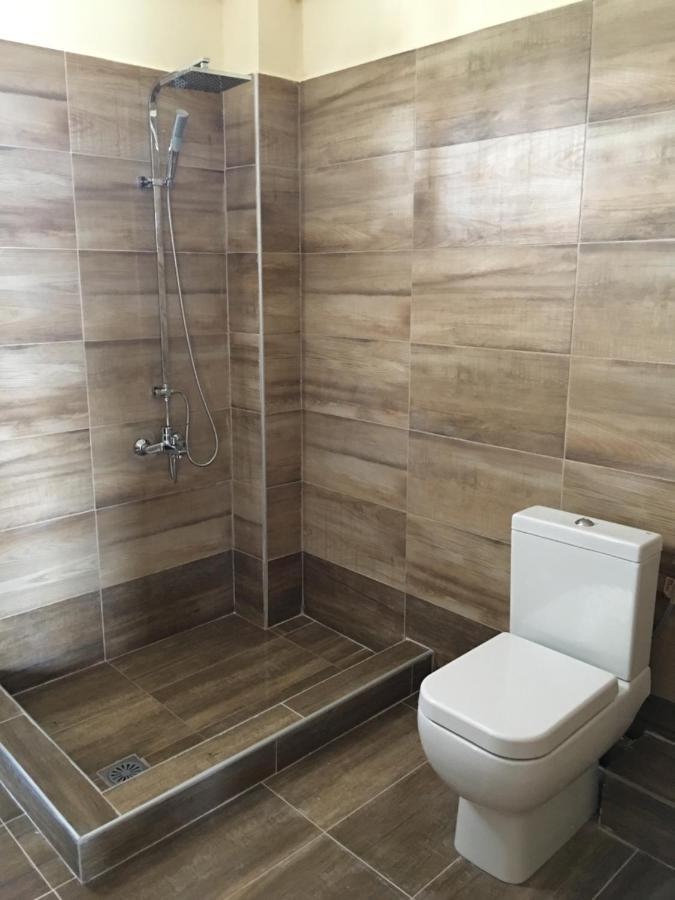 منزل الضيف أفيتوس  في Modern House المظهر الخارجي الصورة